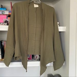 Wrap/cardigan